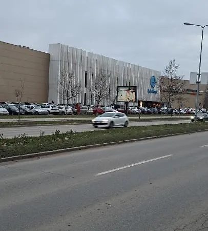 Διαμέρισμα Delta Bl *